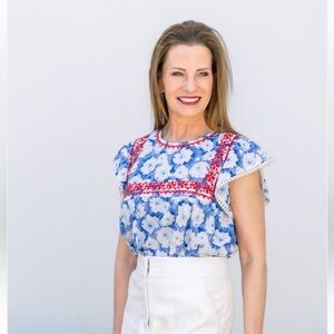 THML Floral Blue Crochet-Trim Flutter Sleeve Top